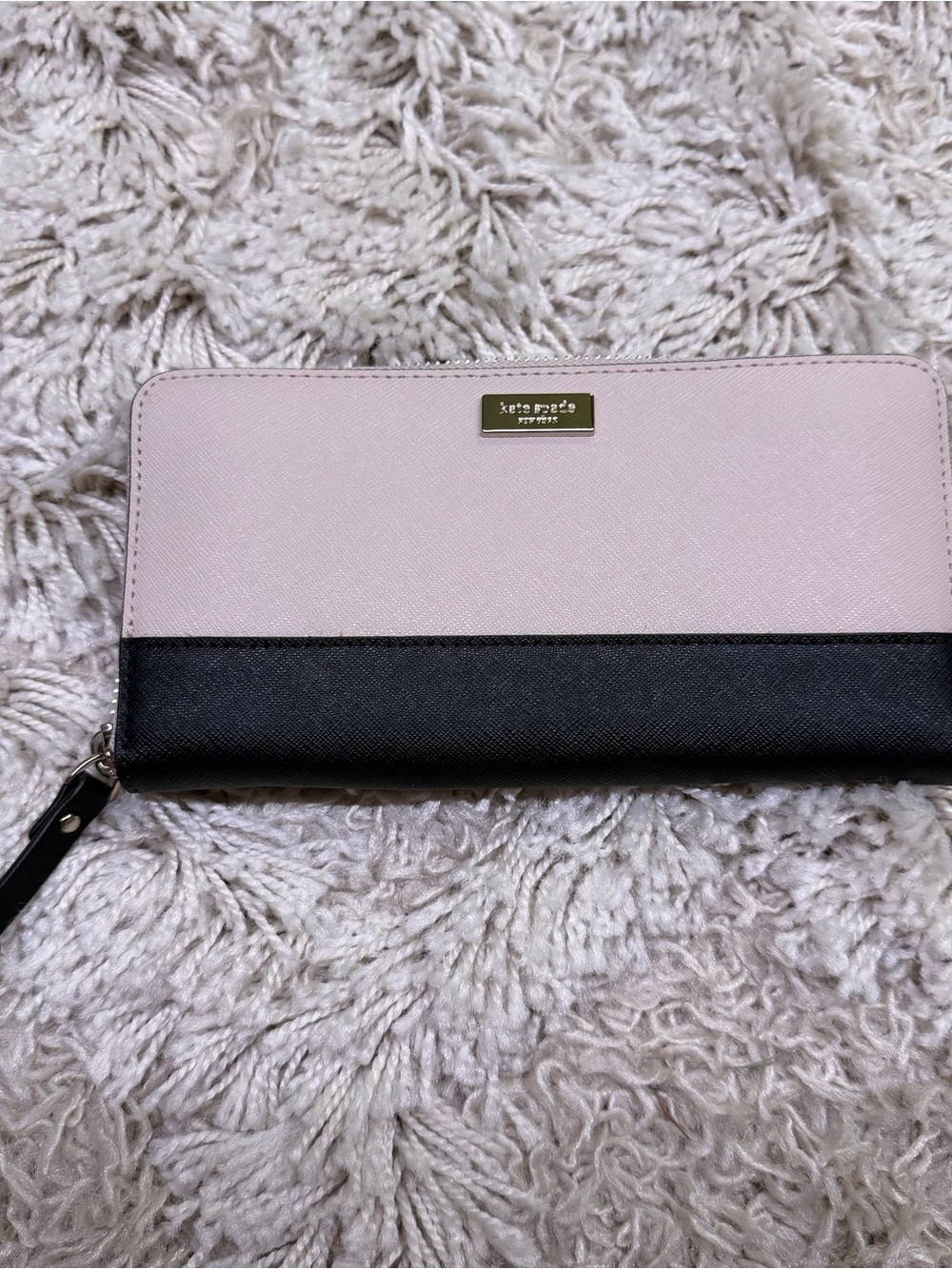 Kate Spade New York Tan Black Saffiano Leather Zip Around Continental Wallet